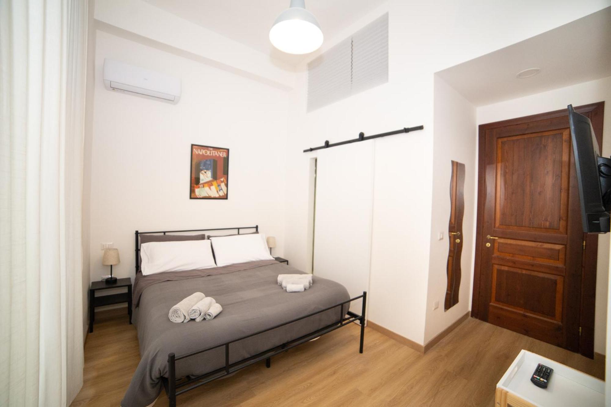 B&B 4Cella Napoli Exterior foto